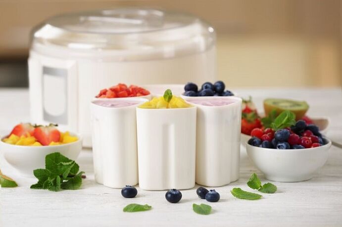 fruit and berry slimming yogurt